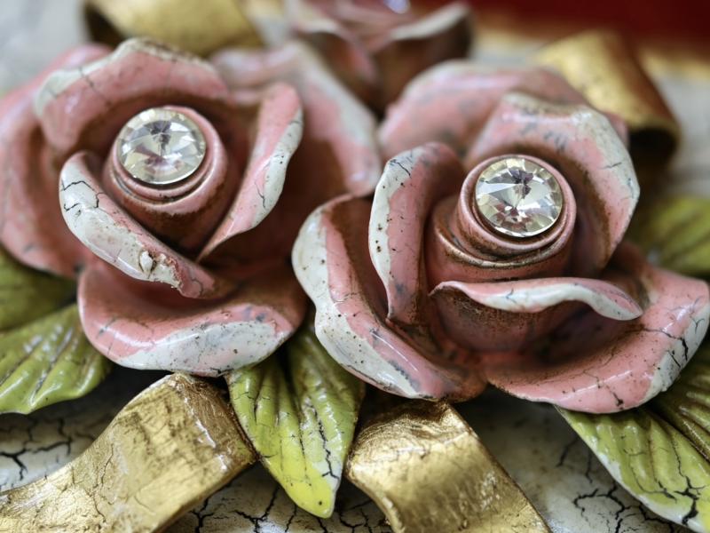 意大利 Capodimonte（卡波迪蒙特）复古玫瑰浮雕首饰盒
